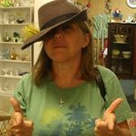 Kim Downs - @kimdownsaz - Instagram