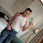 Kim - @kim_eastwood - Instagram