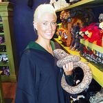 Kim Elder - @traveling_witch - Instagram