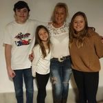 Kim Ewing - @kim.ewing.771 - Instagram