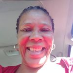 Kim Ezell - @kim.ezell.37 - Instagram
