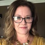 Kim Ezell - @kezell1983 - Instagram