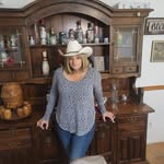 Kim Lewis - @funaro.kim - Instagram