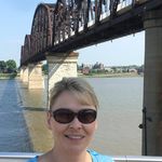 Kim Gratton - @kim.brattongratton - Instagram
