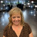 Kim Grayson - @momssailor77 - Instagram