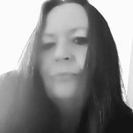 Kim Hallam - @toilandtrouble10 - Instagram