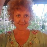 Kim Hallam - @hallam364 - Instagram