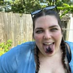 Kimberley Higley - @readingisfundaamental - Instagram