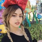 Kim Yeisha Cross Lampe - @kimyeisha_crosslampe0320 - Instagram