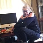 Kim Leduc-Paradis - @klpink220 - Instagram