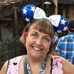 Kim Lish - @kimsdisneyhome - Instagram