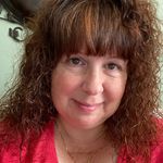 Kim Loeffler - @kimsnailaddiption - Instagram