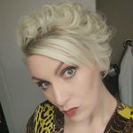 Kim Lott - @sexi_greeneyez74 - Instagram