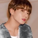Army 😍 Blink 🇩🇿 - @kim._malek - Instagram