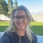 Kim Mayberry - @krkingbooks - Instagram