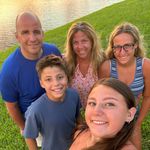 Kim Ranieri Molinaro - @krmolinaro - Instagram