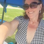 Kim Peel - @beardsleypeel - Instagram
