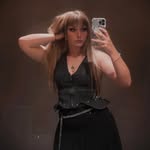 @kimperrii - Instagram
