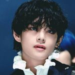 kim rosin - @kpop_black_wings - Instagram