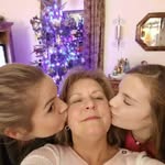 Kim Simmers - @simmerskim - Instagram