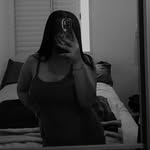 Kim - @strangegirlkim - Instagram