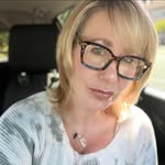 Kim Karavitch-Sutter - @sutkara - Instagram