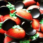 kim vail - @strawberrrygirrl - Instagram