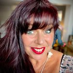 Kim Wallis - @lipfaithbykim - Instagram