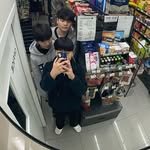 @kimwaxx.1 - Instagram