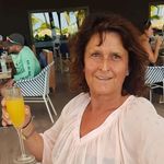 Kim Whitehead - @kimwhitehead29 - Instagram
