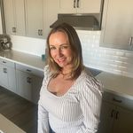 Kim Whitton - @rose_butt - Instagram