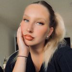Kimberly Desirée Widmer - @desiiirre - Instagram