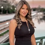 Kimberly Murphy - @kimberlysmemorybox - Instagram