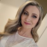 Kimberley Lyons - @kimberleylyons - Instagram