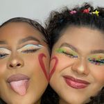 Kimberly & Allison - @chicasrizadaskya - Instagram