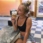 Kimberly Burchfield - @infinityxmars - Instagram
