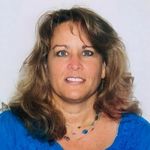 Kimberly Hogge - @joyful_library_girl - Instagram