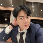 Kim Hoon - Facebook