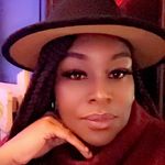 Dior Chanel - @kinawright33 - Instagram