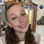Kira Schroeder - Facebook