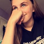 Kitty Armstrong - @kittyarmstrong___ - Instagram