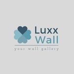 Kitty Barrett - @luxxwall - Instagram