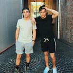 Kitti Almasi - @kitty_dolan - Instagram
