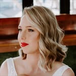 Kitty Hill - @happilyeverhills_ - Instagram