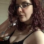 Kitty Kerr - @espurrcat - Instagram