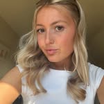 Kitty - @kittywallerr - Instagram