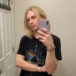 Cody Wallace - @cody.w299 - Instagram