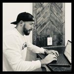 Cody Weaver - @busi_dad - Instagram