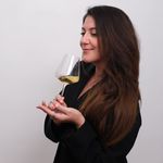 Krista Bender - @the_parisian_wine_girl - Instagram