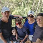 Kris, Britt, Lucas, Senne en Bruce - @themarvelousfive - Instagram